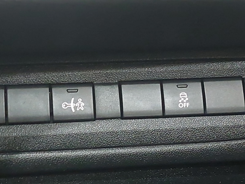 Used Peugeot 208 2017 for sale - 78046487: Photo 19