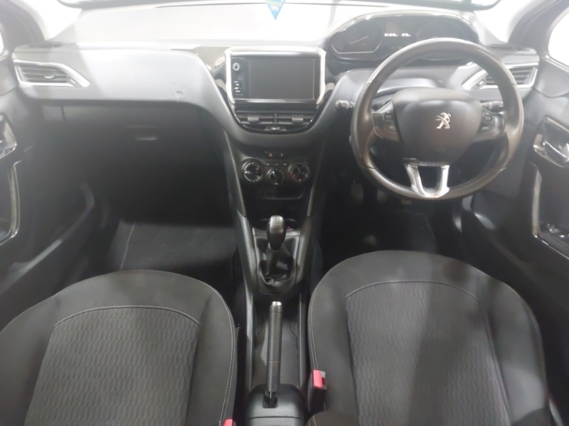 Used Peugeot 208 2017 for sale - 78046487: Photo 2