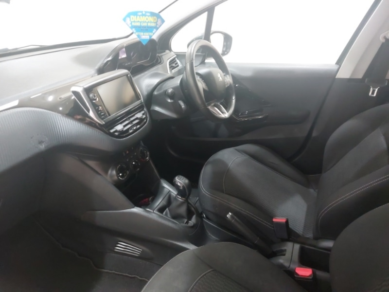 Used Peugeot 208 2017 for sale - 78046487: Photo 5