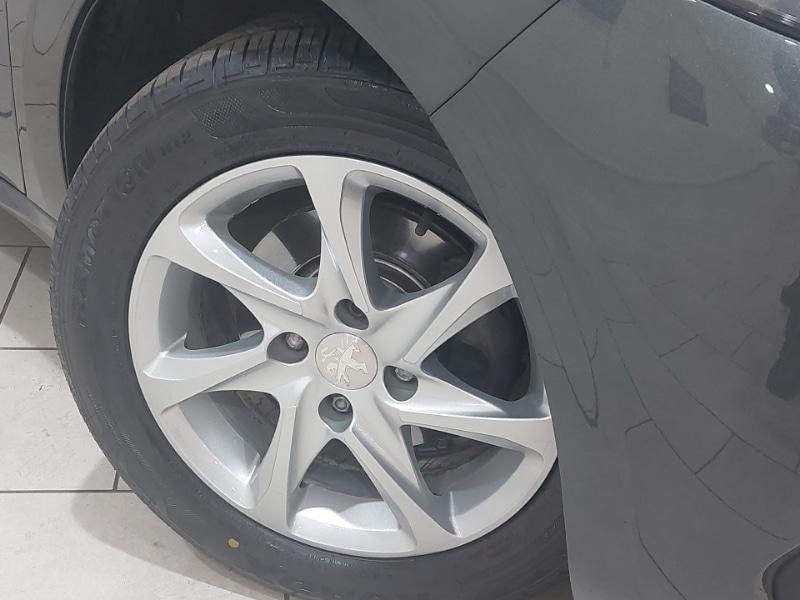 Used Peugeot 208 2017 for sale - 78046487: Photo 9