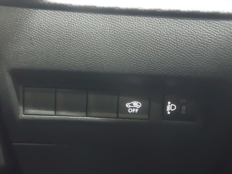 Used Peugeot 2008 2024 for sale - 77750832: Photo 17