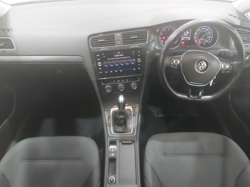 Used Volkswagen Golf 2019 for sale - 76822202: Photo 2