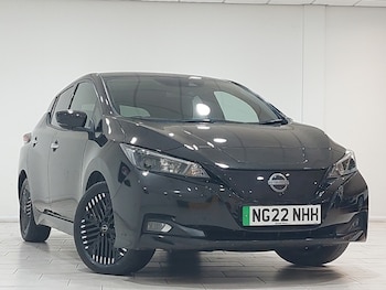 Nissan - Leaf