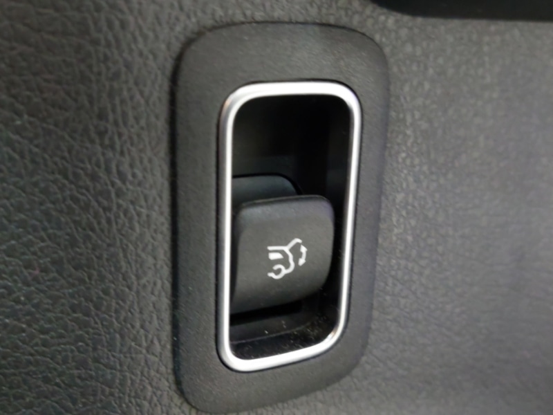 Used Mercedes-Benz EQB 2022 for sale - 77130035: Photo 18