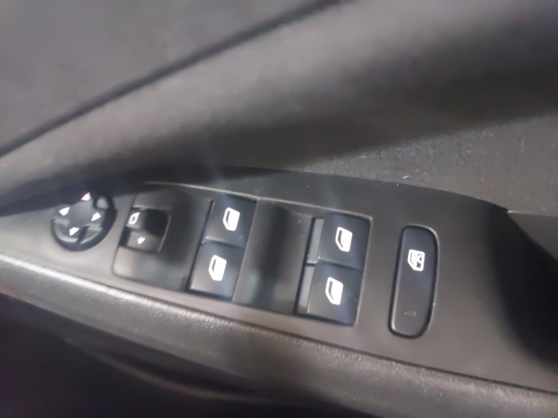 Used Vauxhall Crossland 2022 for sale - 78040932: Photo 19