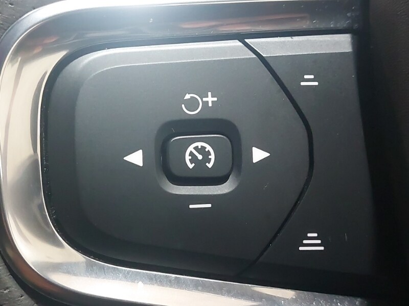 Used Volvo XC40 2020 for sale - 77815826: Photo 18