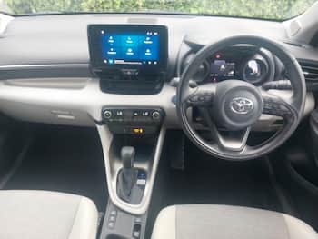 Used Toyota Yaris 2023 for sale - 79650624: Photo