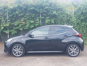 Used Toyota Yaris 2023 for sale - 79650624: Photo