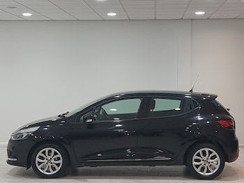 Used Renault Clio 2018 for sale - 76970253: Photo