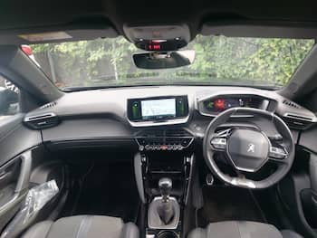 Used Peugeot 2008 2023 for sale - 79704001: Photo