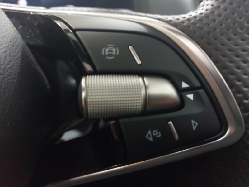 Used Skoda Karoq 2024 for sale - 76726493: Photo 13