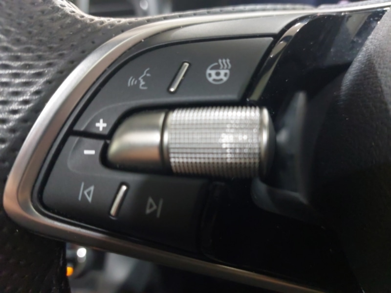 Used Skoda Karoq 2024 for sale - 76726493: Photo 14