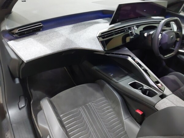 Used Peugeot 3008 2024 for sale - 76108242: Photo 5