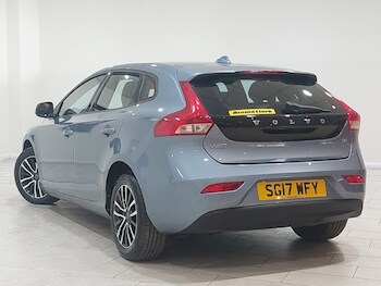 Used Volvo V40 2017 for sale - 78600344: Photo