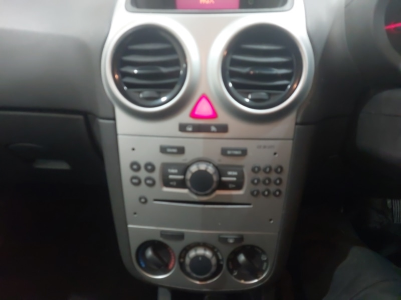 Used Vauxhall Corsa 2013 for sale - 78183681: Photo 12