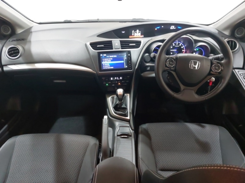 Used Honda Civic 2016 for sale - 76613932: Photo 2