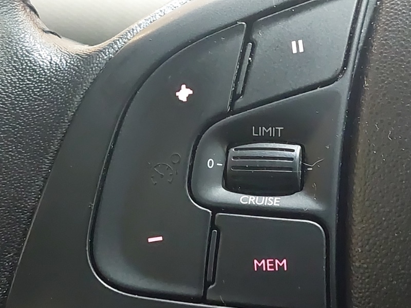 Used Citroen C4 Cactus 2017 for sale - 78013273: Photo 18