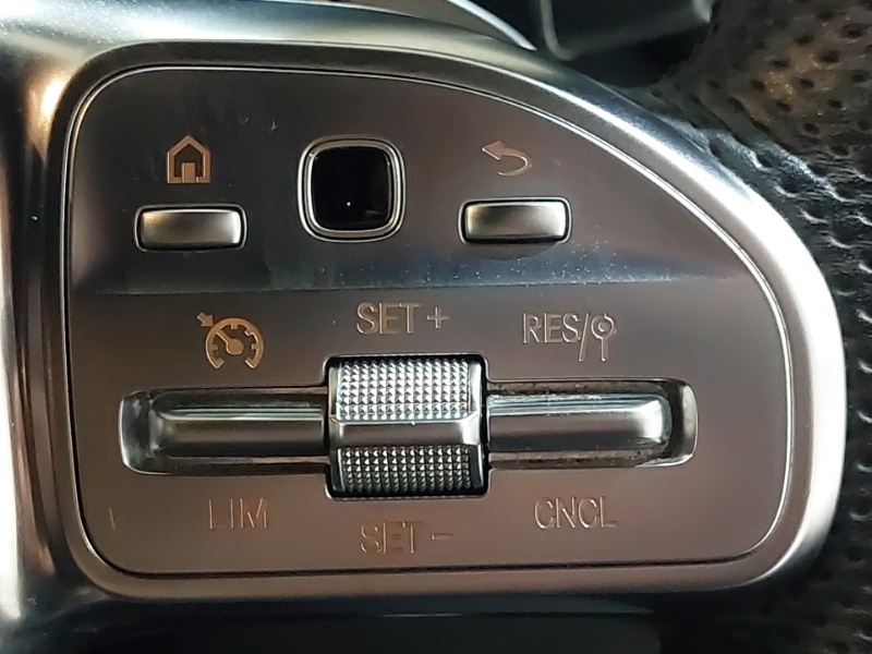 Used Mercedes-Benz GLC 2019 for sale - 76071315: Photo 13