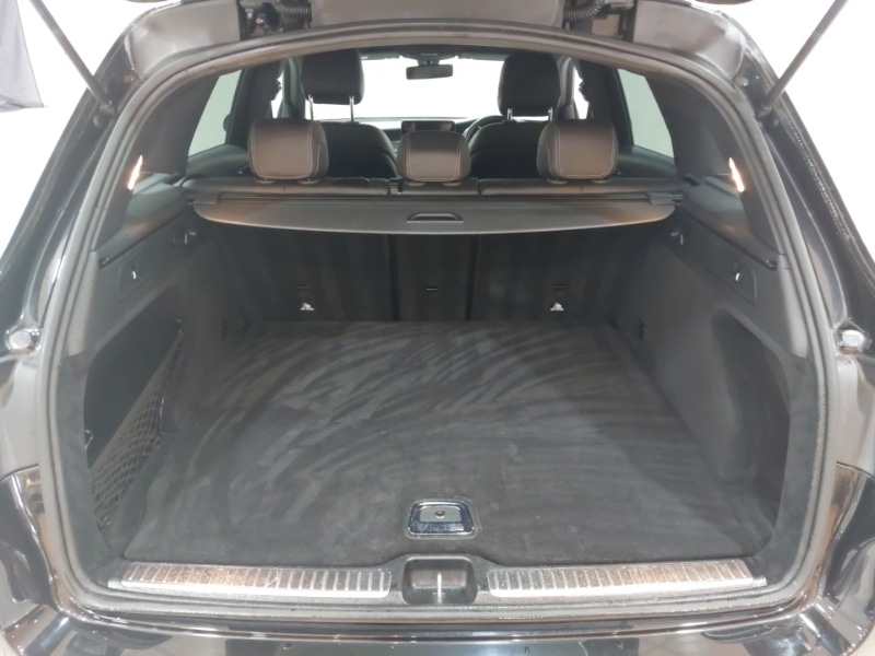 Used Mercedes-Benz GLC 2019 for sale - 76071315: Photo 8