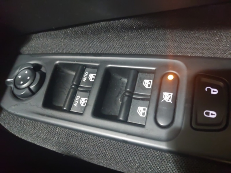 Used Jeep Renegade 2017 for sale - 78169707: Photo 19