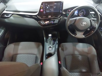 Used Toyota C-HR 2023 for sale - 78853424: Photo