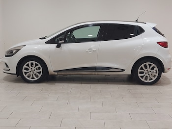 Used Renault Clio 2017 for sale - 77580283: Photo