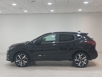 Used Nissan Qashqai 2018 for sale - 77224020: Photo
