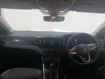 Used Volkswagen Polo 2024 for sale - 78290690: Photo