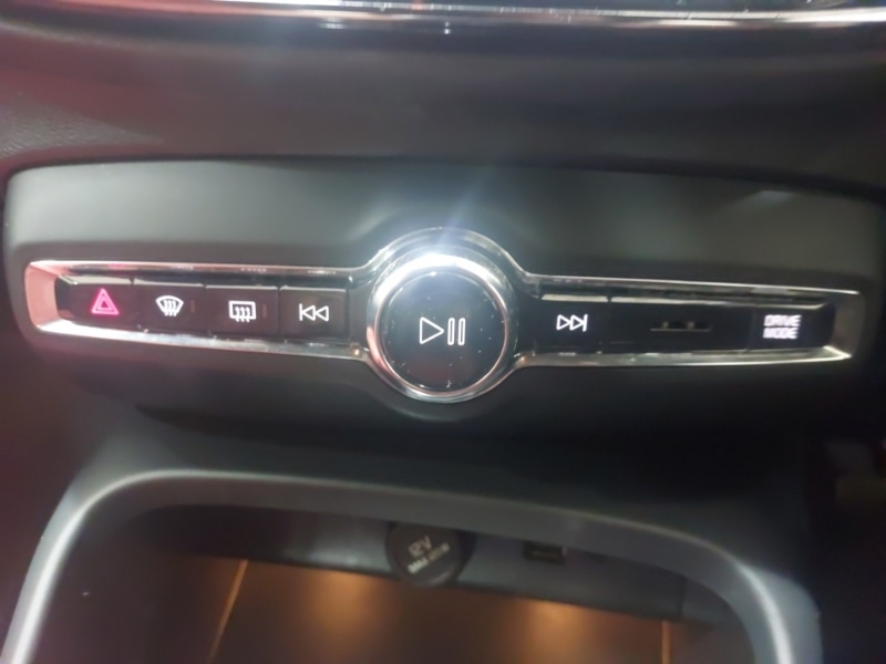 Used Volvo XC40 2021 for sale - 78099180: Photo 18