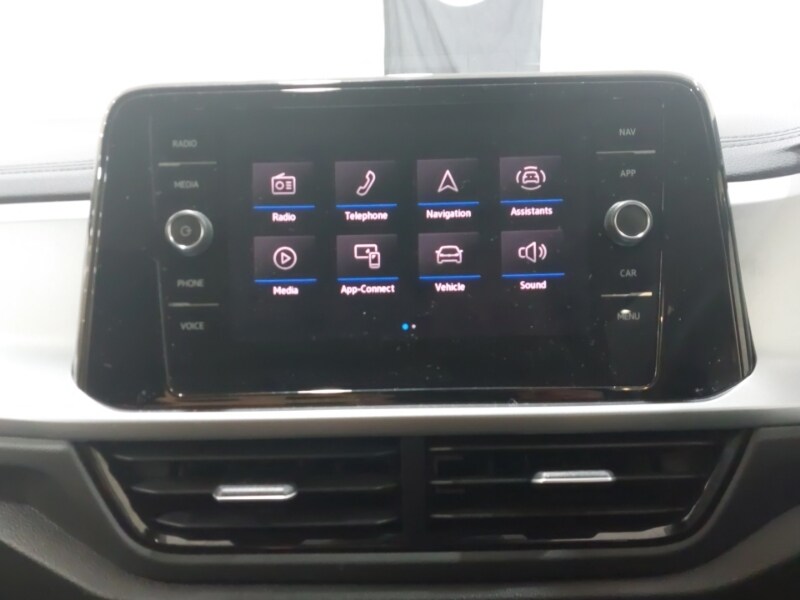 Used Volkswagen T-Roc 2023 for sale - 77947862: Photo 10