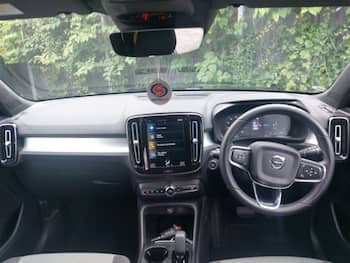 Used Volvo XC40 2022 for sale - 79799467: Photo