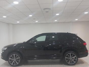 Used Audi Q7 2022 for sale - 77495209: Photo