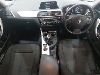 Used BMW 1 Series 2018 for sale - 77495200: Photo