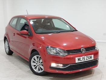 Used Volkswagen Polo 2015 for sale - 78585274: Photo