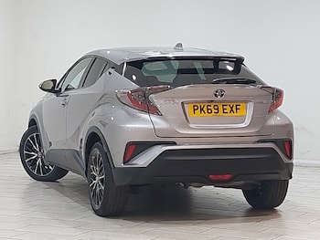 Used Toyota C-HR 2019 for sale - 75530583: Photo