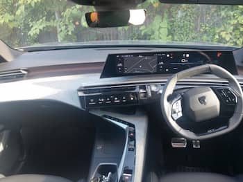 Used Peugeot 5008 2025 for sale - 79630933: Photo
