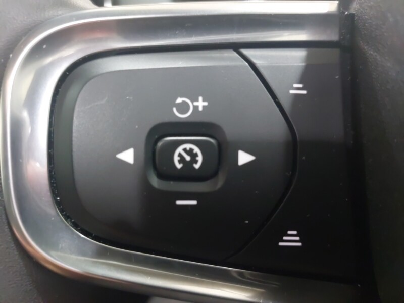 Used Volvo XC40 2024 for sale - 76749159: Photo 14