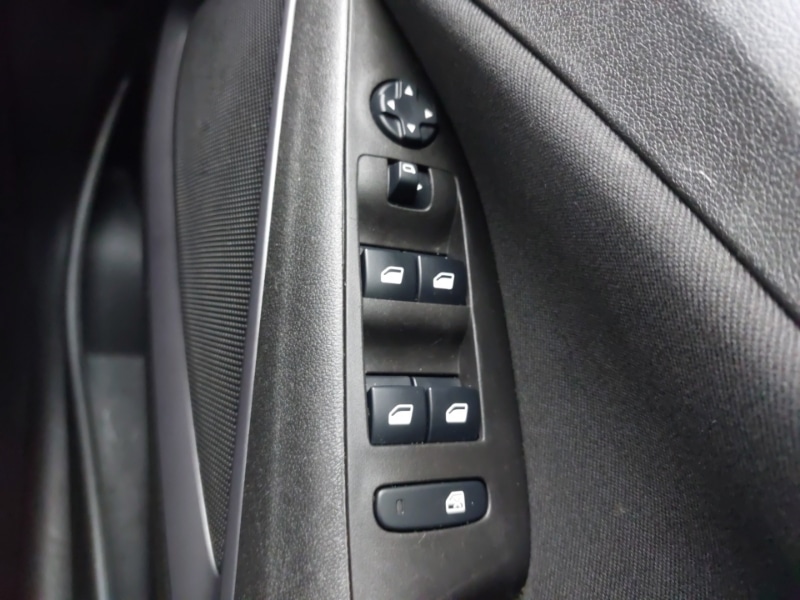 Used Vauxhall Crossland 2021 for sale - 76475507: Photo 17