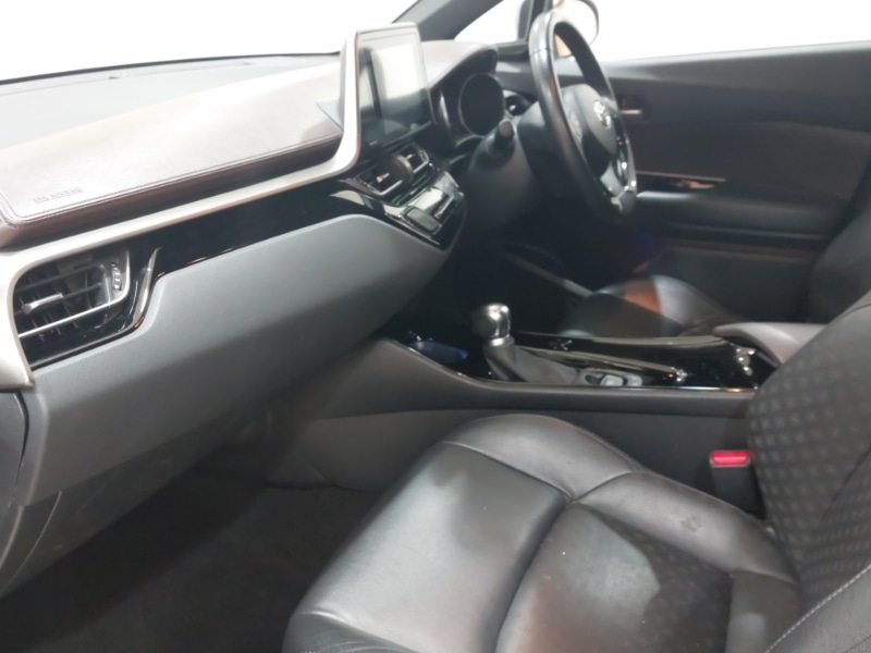 Used Toyota C-HR 2019 for sale - 77448610: Photo 5