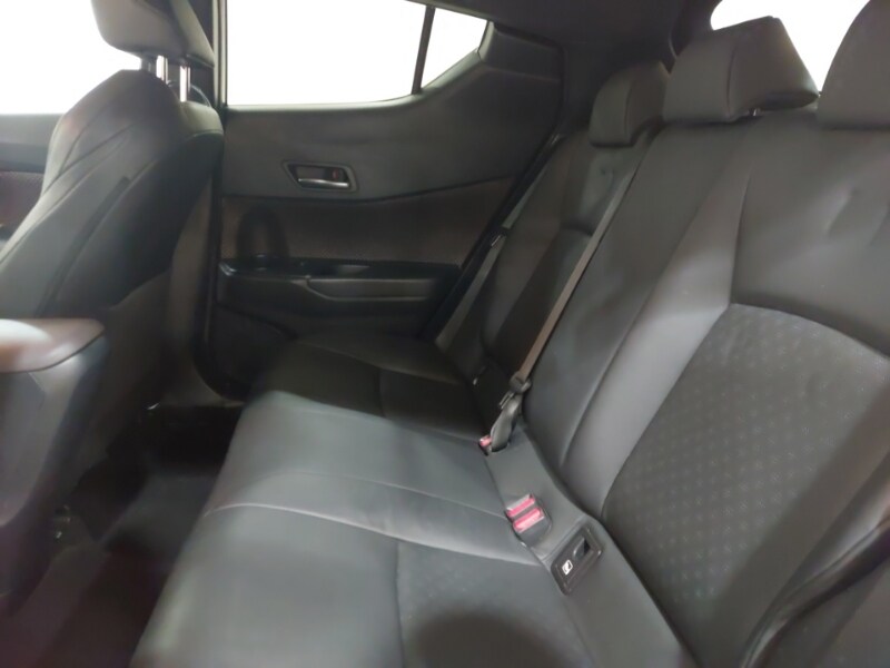 Used Toyota C-HR 2019 for sale - 77448610: Photo 6