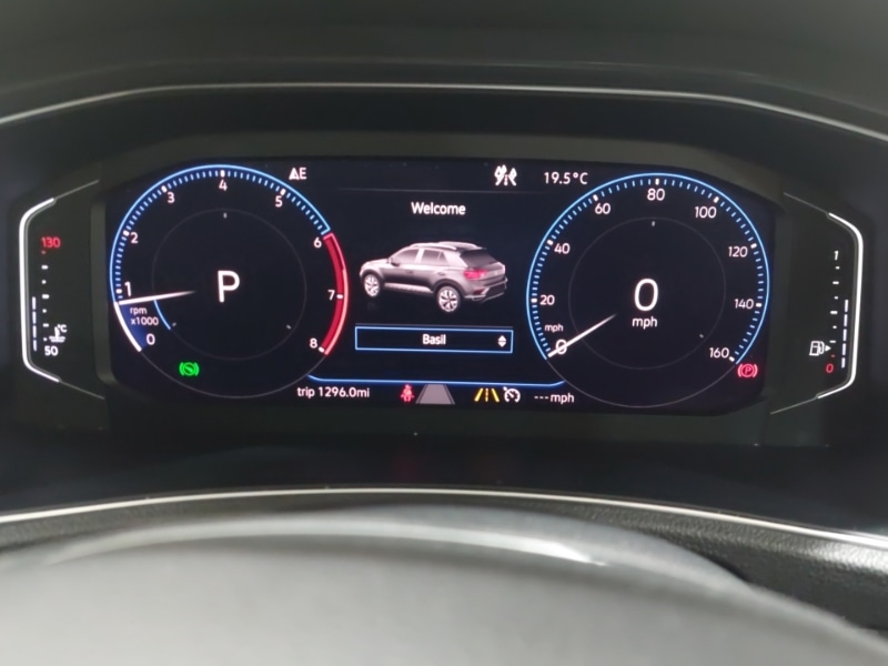 Used Volkswagen T-Roc 2018 for sale - 76269093: Photo 11