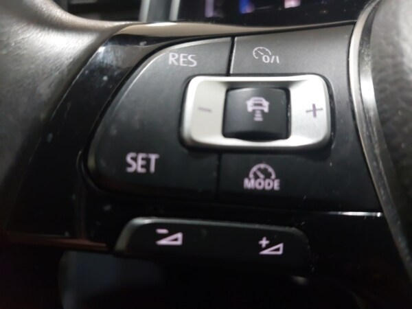 Used Volkswagen T-Roc 2018 for sale - 76269093: Photo 14