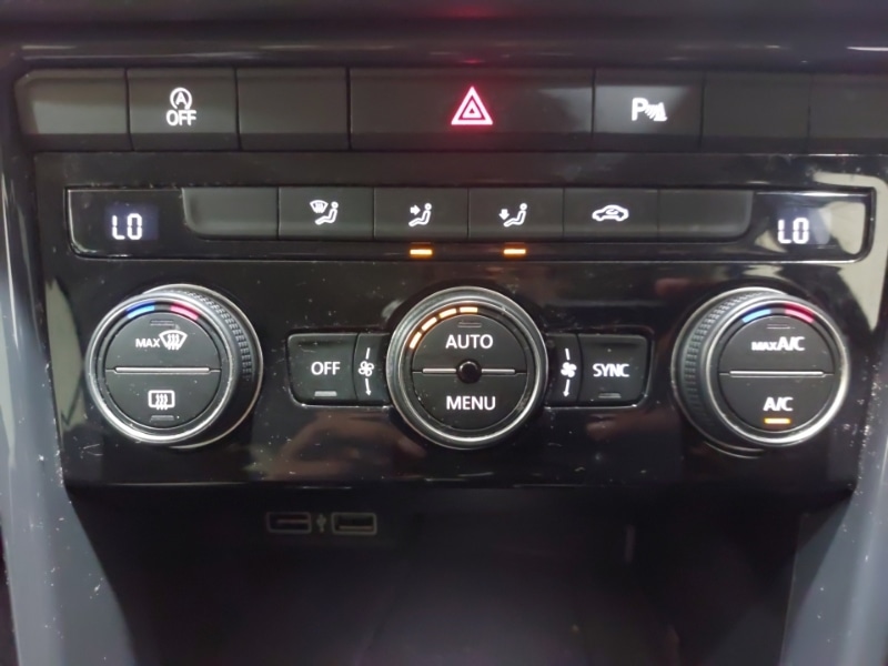 Used Volkswagen T-Roc 2018 for sale - 76269093: Photo 15