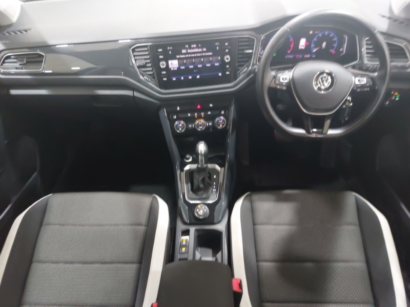 Used Volkswagen T-Roc 2018 for sale - 76269093: Photo 2