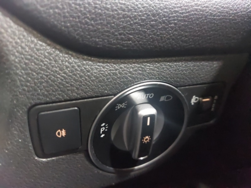 Used Mercedes-Benz GLA 2018 for sale - 77623037: Photo 17