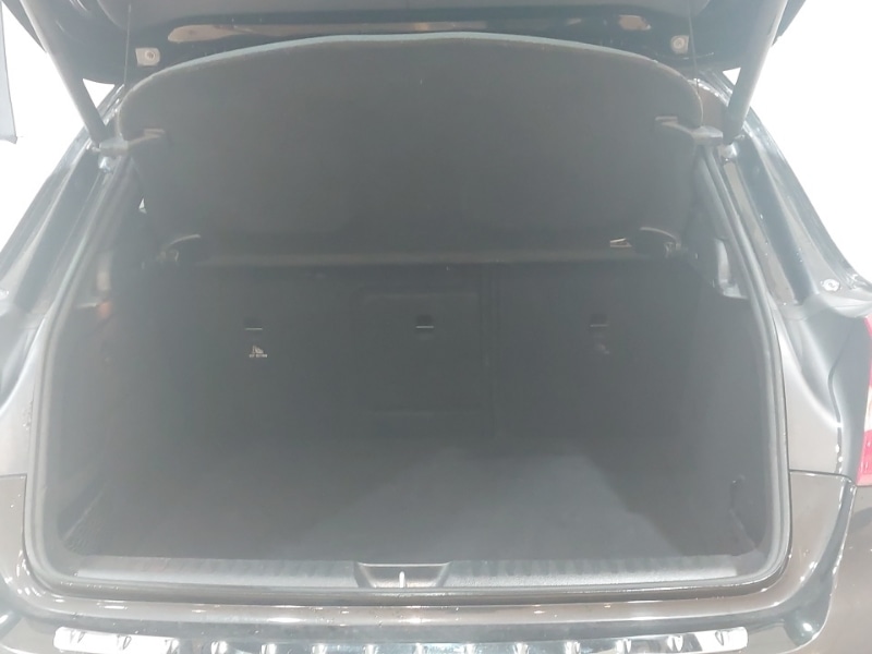 Used Mercedes-Benz GLA 2018 for sale - 77623037: Photo 8