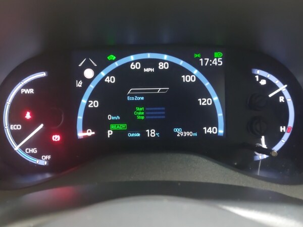 Used Toyota Yaris Cross 2022 for sale - 75640718: Photo 11