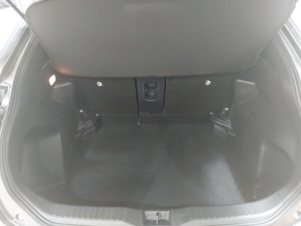 Used Toyota Yaris Cross 2022 for sale - 75640718: Photo 8