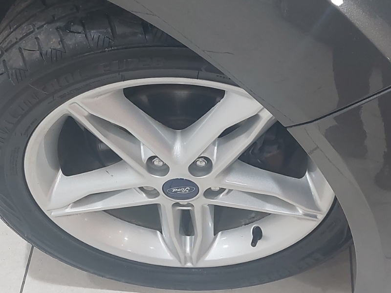 Used Ford C-Max 2017 for sale - 78147021: Photo 9