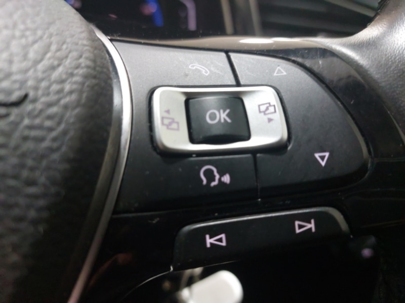 Used Volkswagen T-Roc 2018 for sale - 77173642: Photo 13